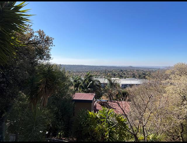 5 BEDROOM HOUSE FOR SALE IN QUELLERINA